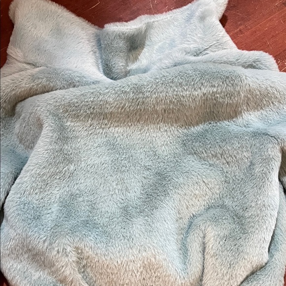 MRP Plush Faux Fur Coat - Picture 8 of 11